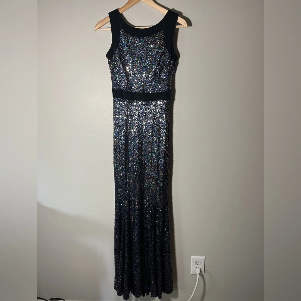 Badgley Mischka Collection Dress Sequin Silver Hourglass Mermaid Pencil Maxi - Picture 1 of 8